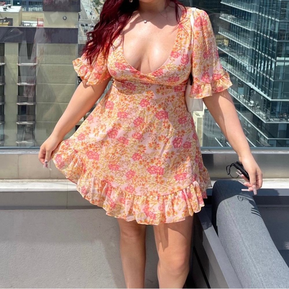 Hello molly keyhole back dress